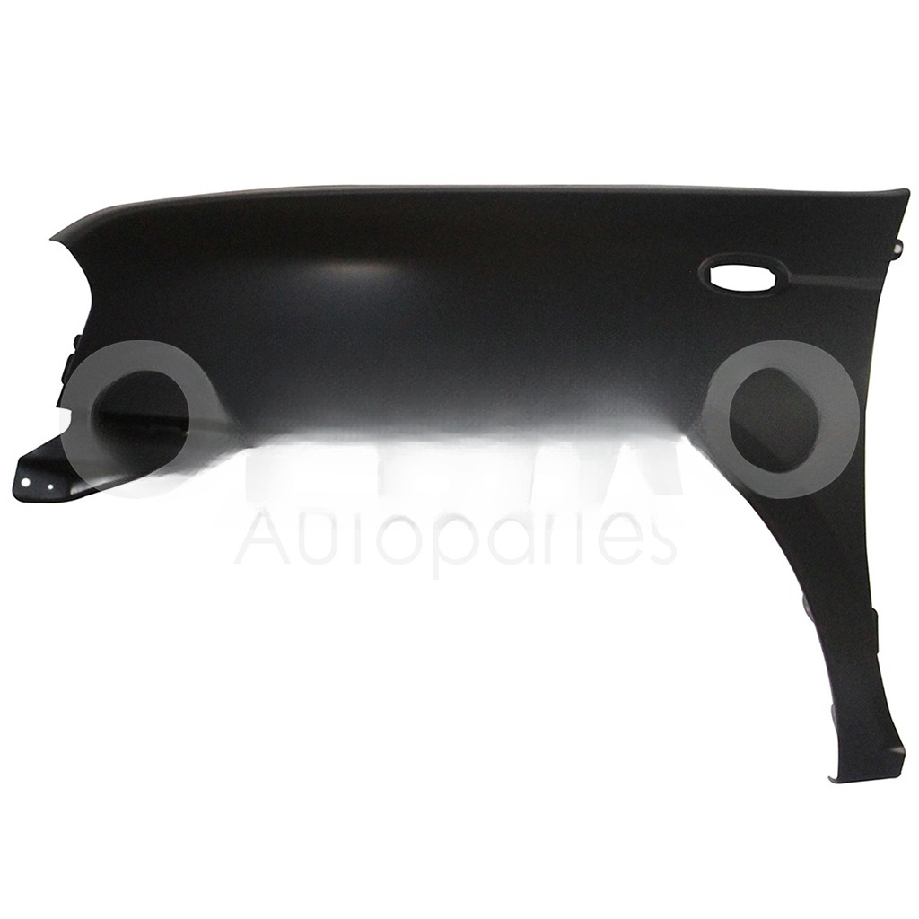 SALPICADERA IZQ C/HOYO P/CUARTO (FRONTIER 2WD 11-15) (COLOR/NEGRO)