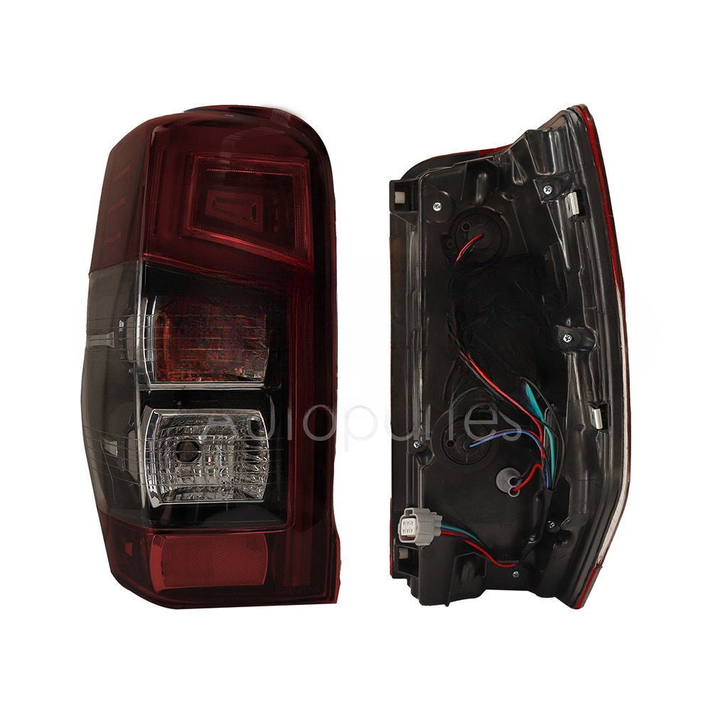 CALAVERA IZQ C/ARNES C/LED C/DRL (ROJO/BLANCO/BLANCO)